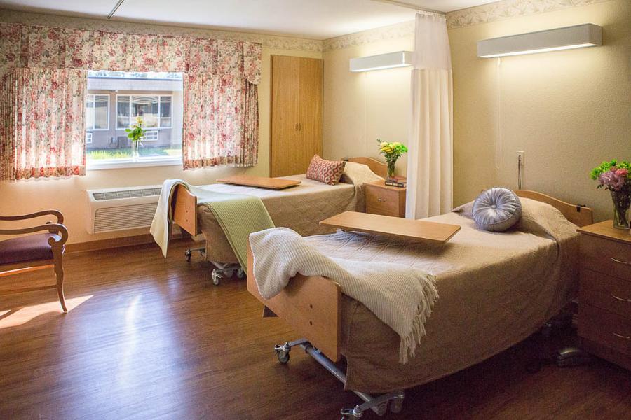 Life Care Center of Port Orchard photo 6